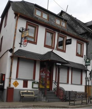 Pub | &copy; Gerhard Blum