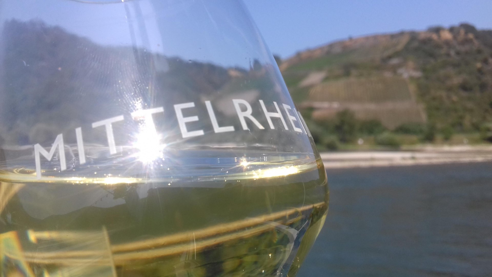 Gold im Glas Mittelrhein | &copy; S. Jedele/Mittelrhein-Wein