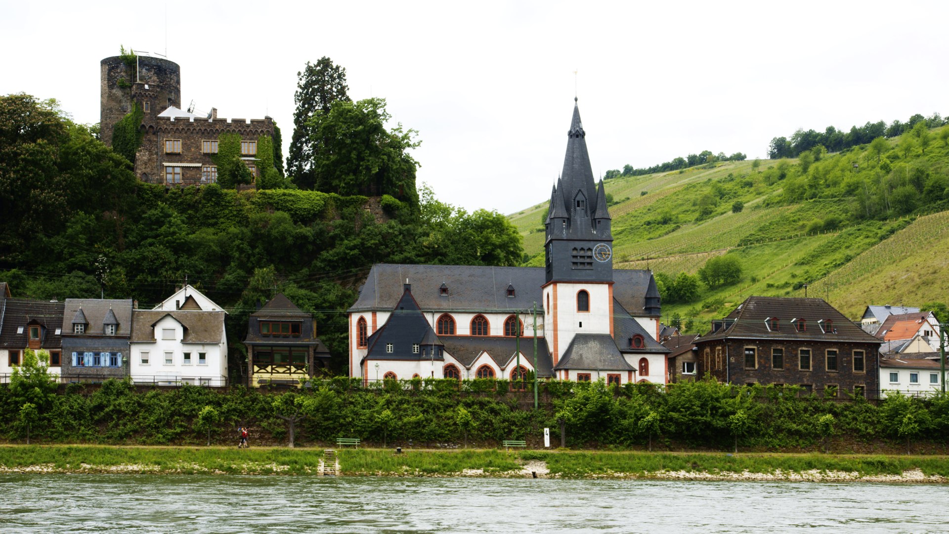 Burg und Kirche | © Gerhard Blum Burg und Kirche | © Gerhard Blum