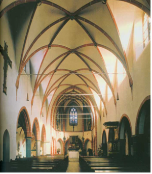 Kirche Innen | © hic-sunt-dracones.de